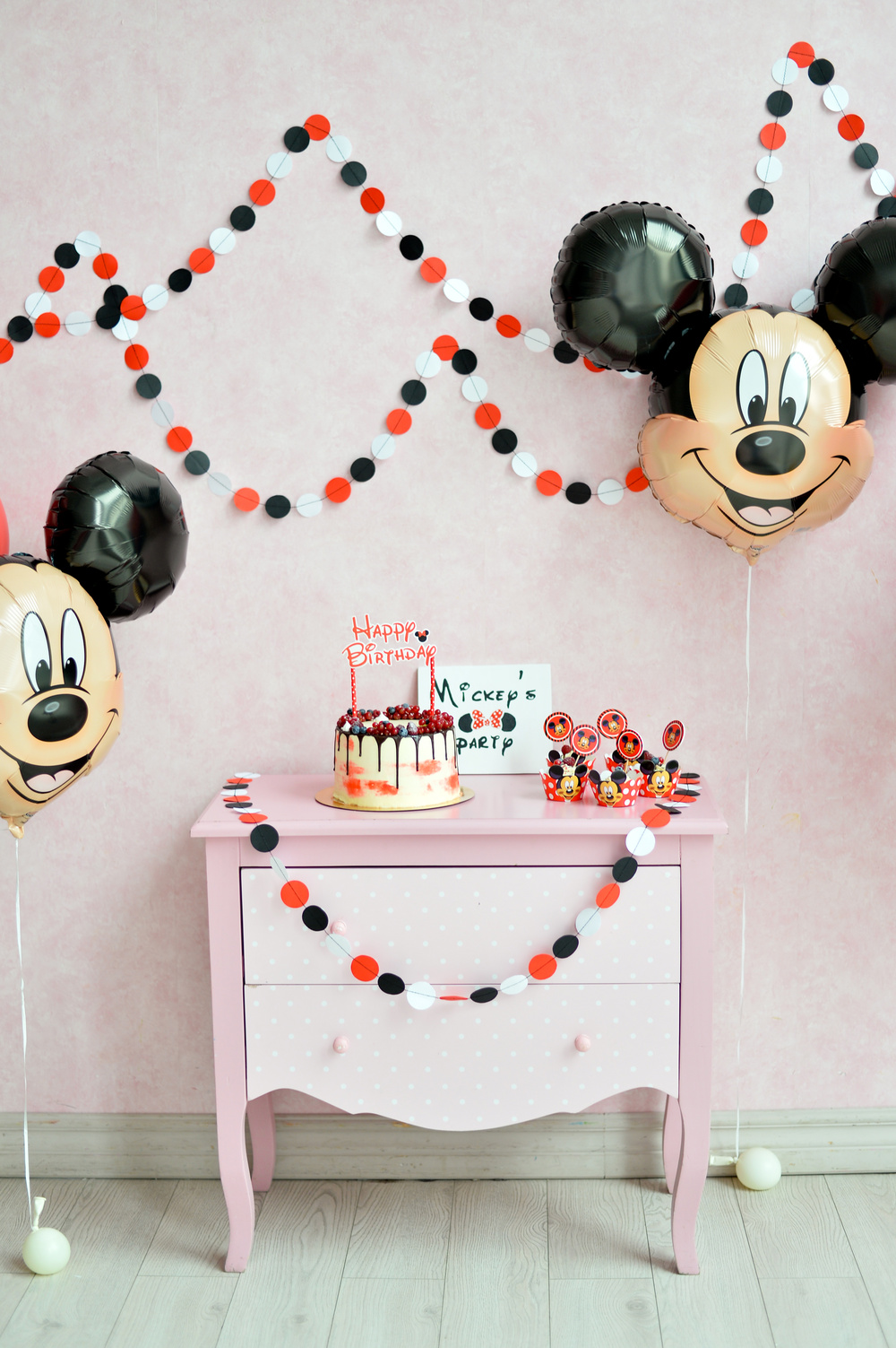 Mickey party
