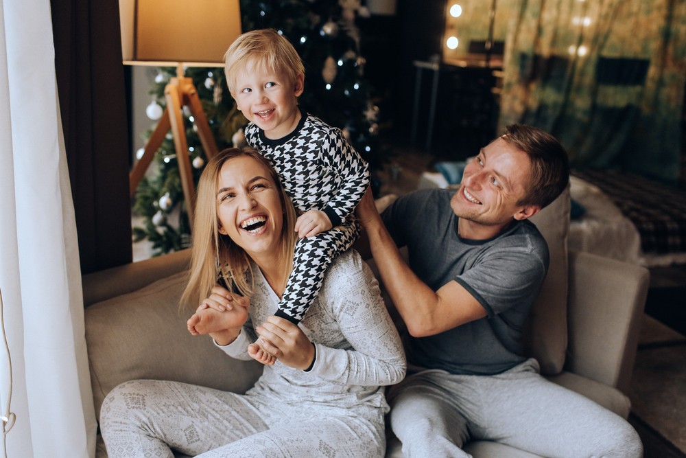 HAPPY FAMILY