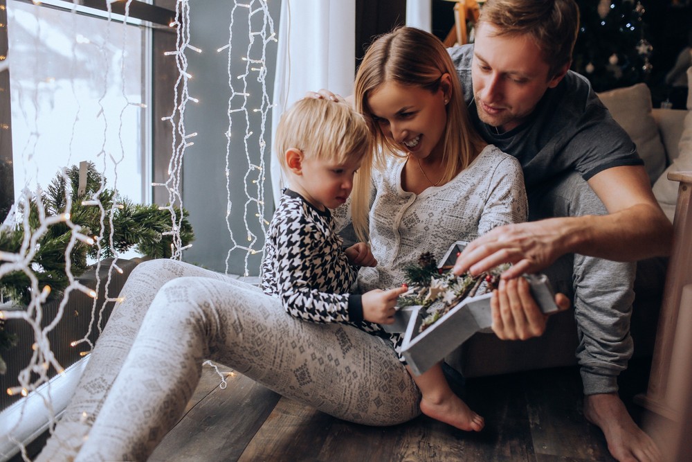 HAPPY FAMILY
