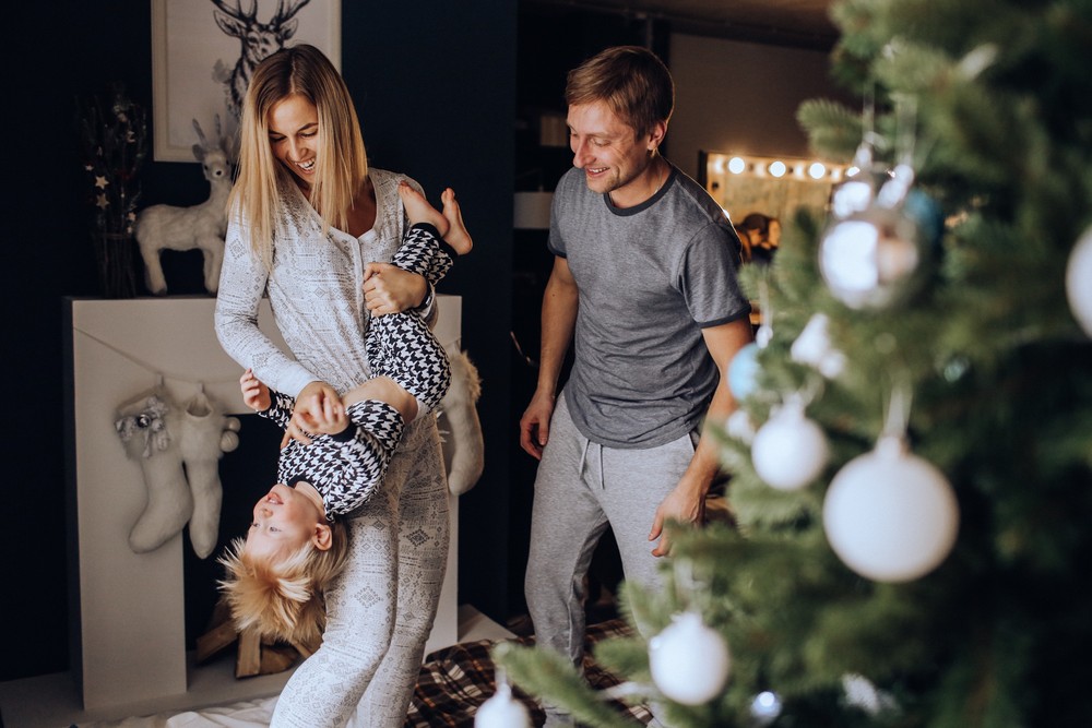 HAPPY FAMILY