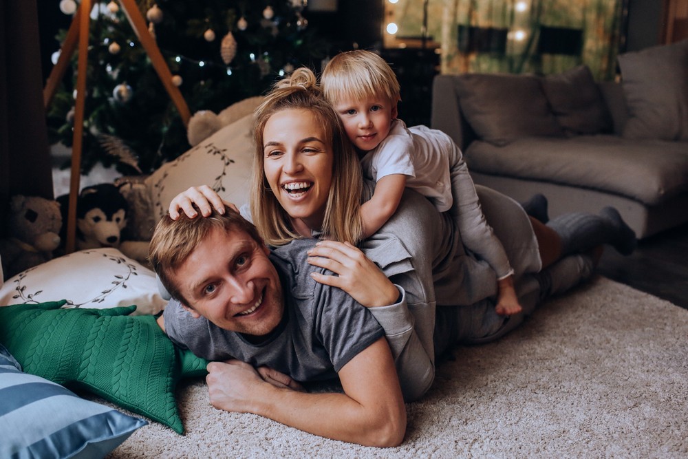 HAPPY FAMILY