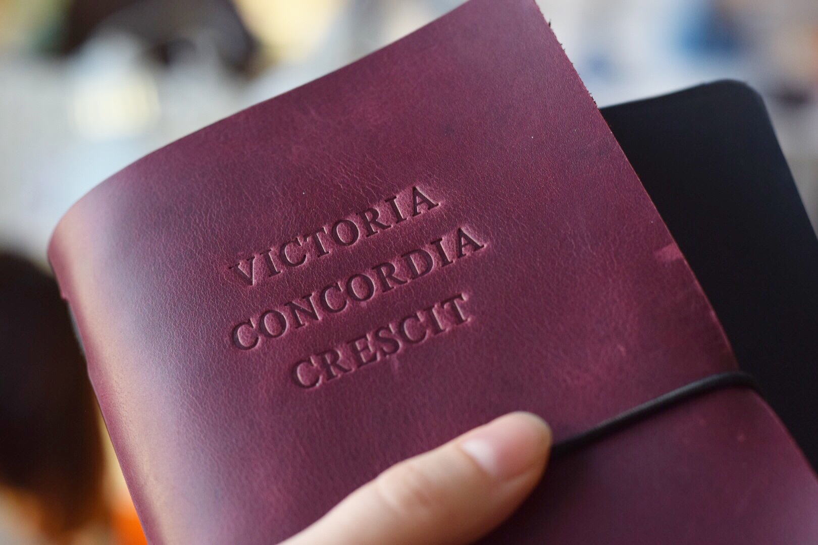 дорогой подарок руководителю женщине 