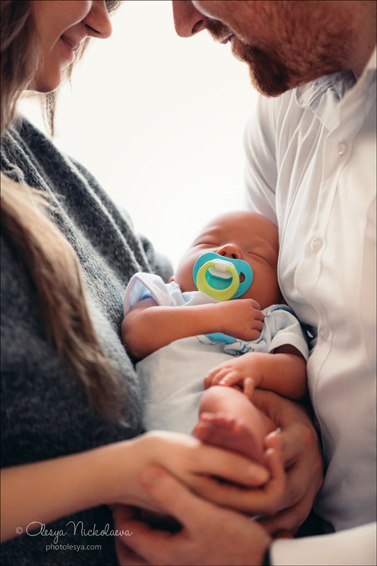  выписки из роддома ◆ discharging from maternity hospital