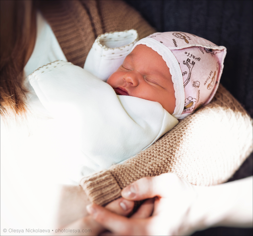  выписки из роддома ◆ discharging from maternity hospital