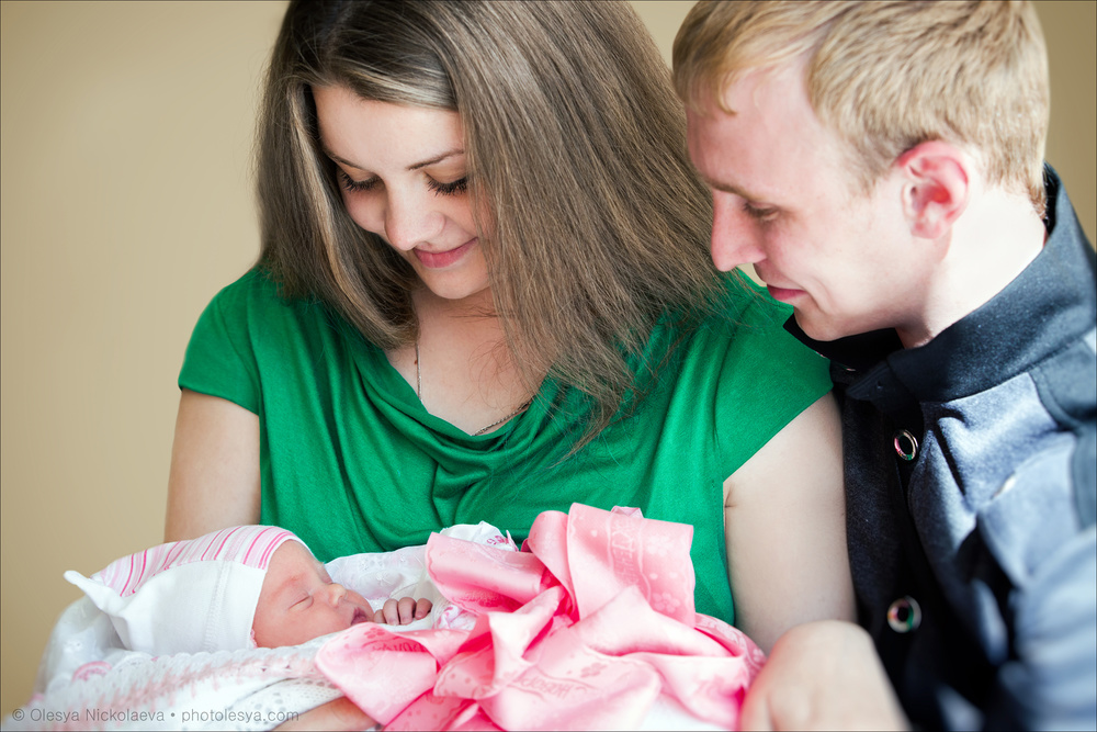  выписки из роддома ◆ discharging from maternity hospital