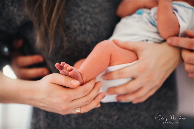  выписки из роддома ◆ discharging from maternity hospital