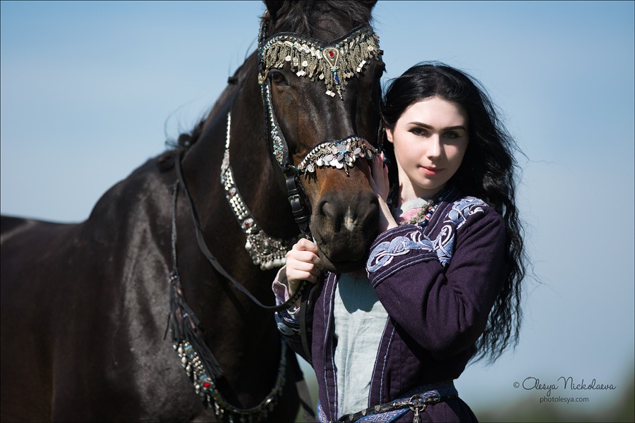  лошади и люди  ◆ horse and human