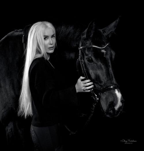  лошади и люди  ◆ horse and human