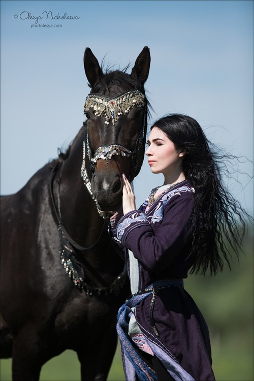  лошади и люди  ◆ horse and human