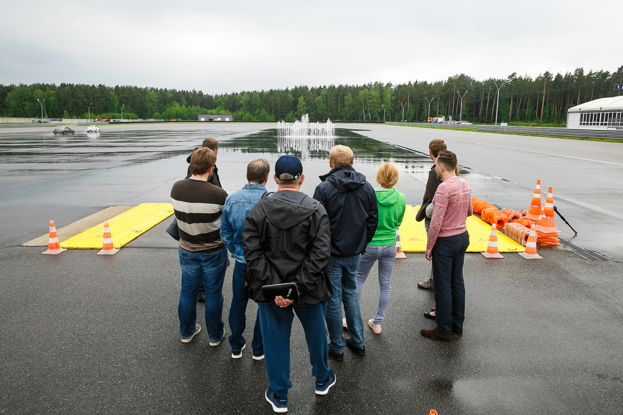 Mercedes-Benz Driving Academy