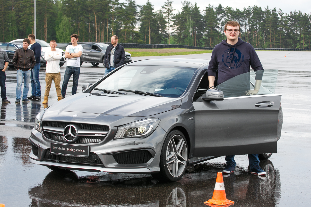 Mercedes-Benz Driving Academy