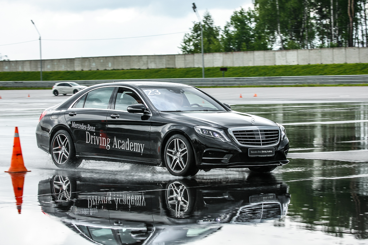 Mercedes-Benz Driving Academy