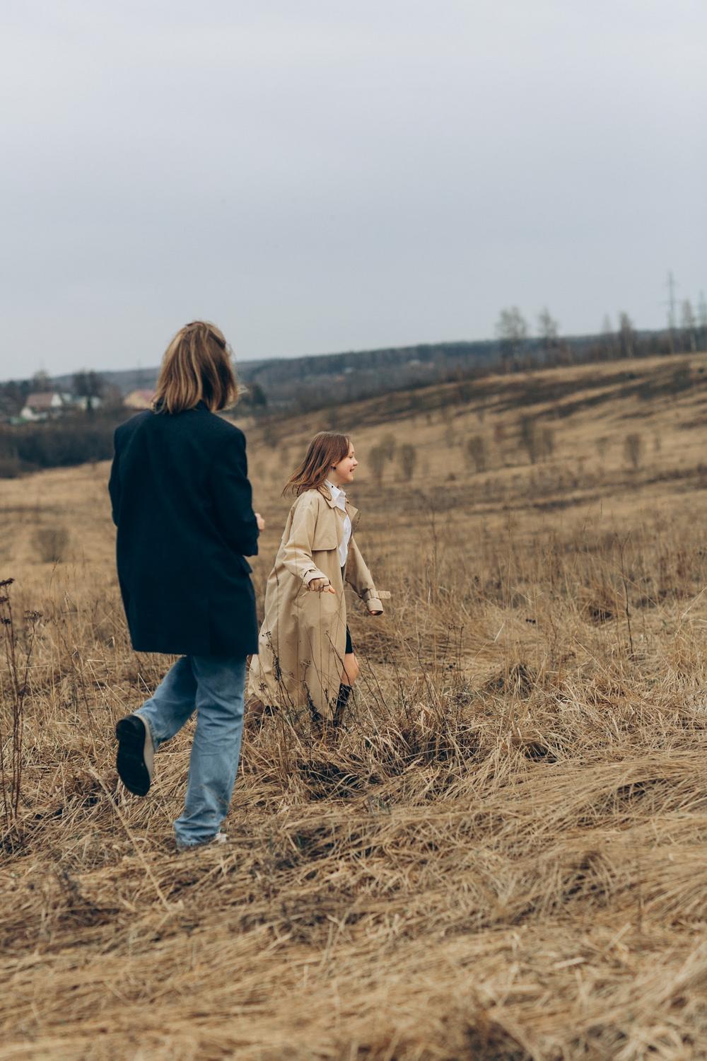Olesia & Varia
