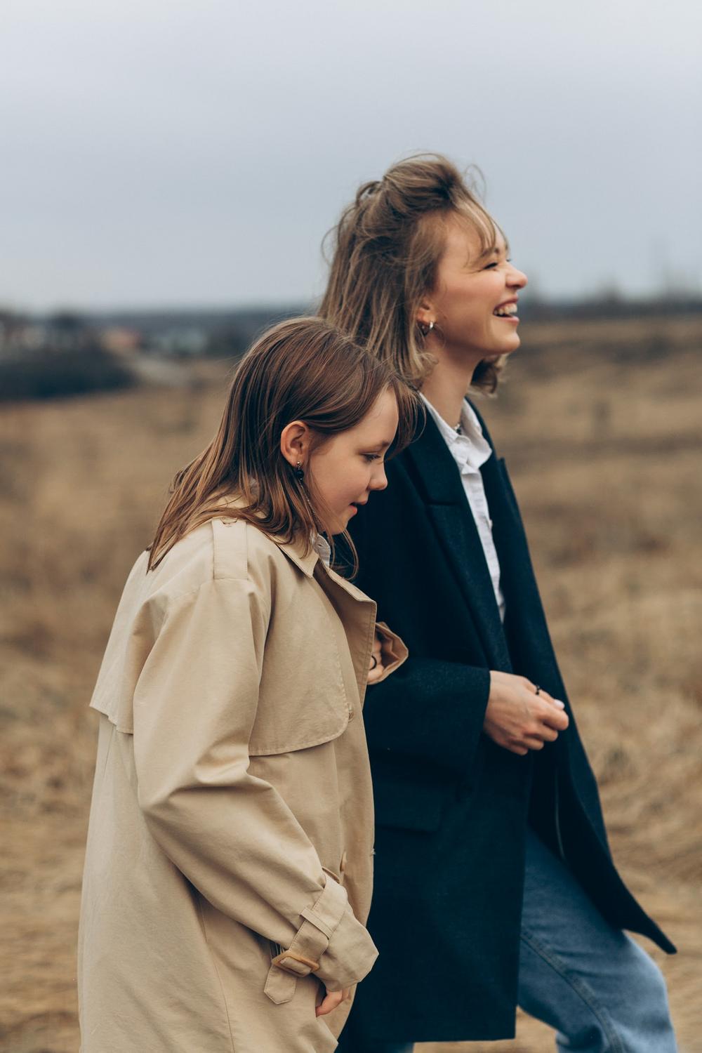 Olesia & Varia