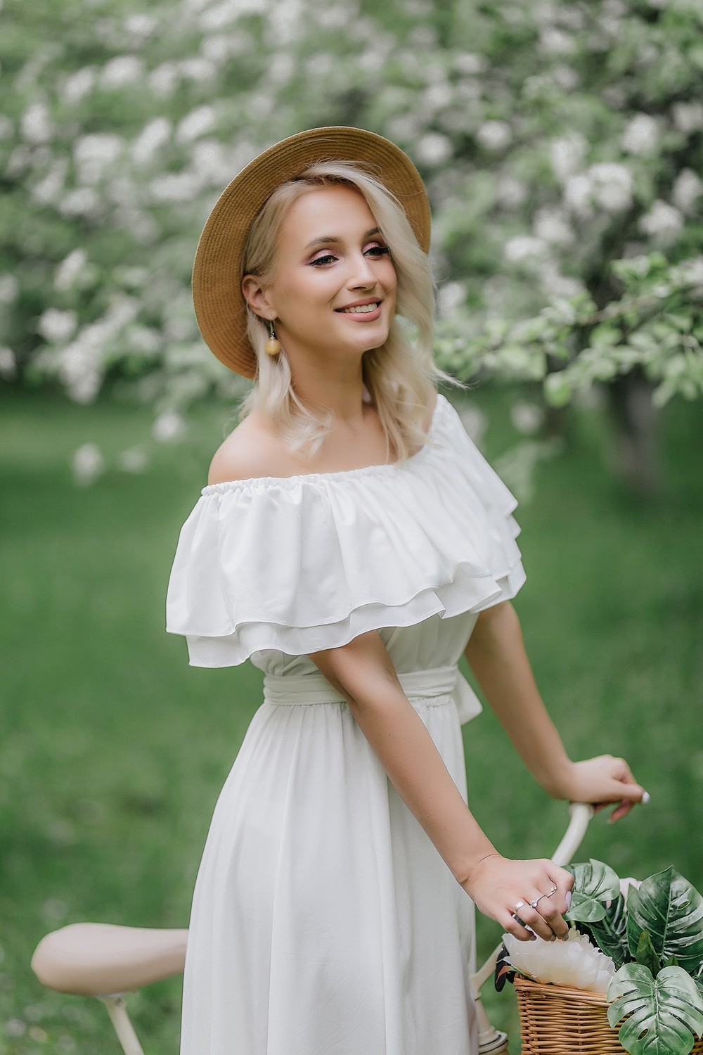 ВЕСЕННЫЙ. SUNNY DAY