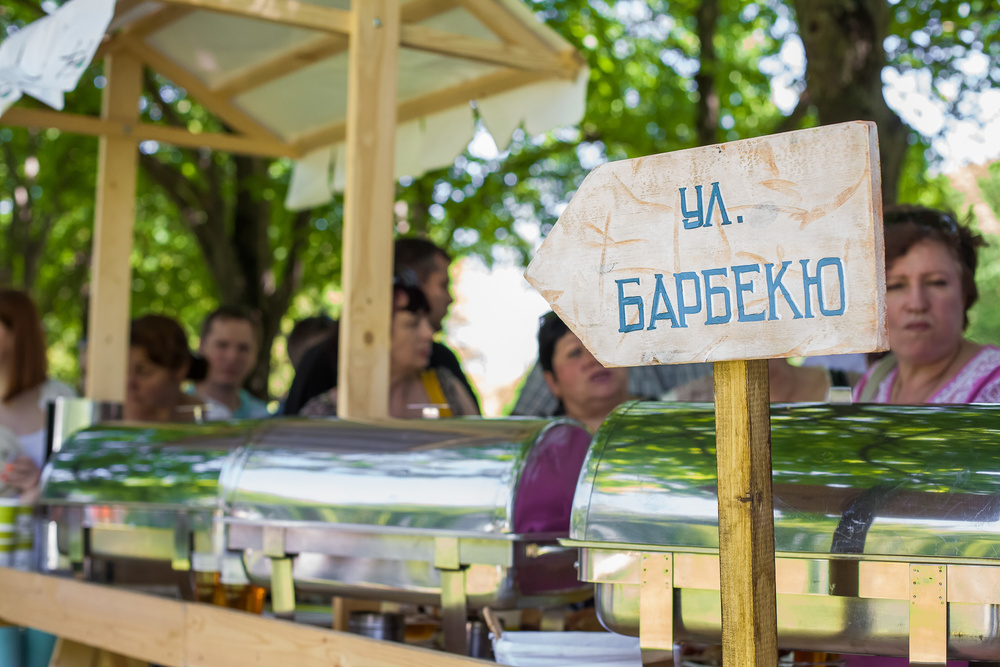 ПРЕЗЕНТАЦИЯ АВТОМОБИЛЕЙ «МЕРСЕДЕС-БЕНЦ»