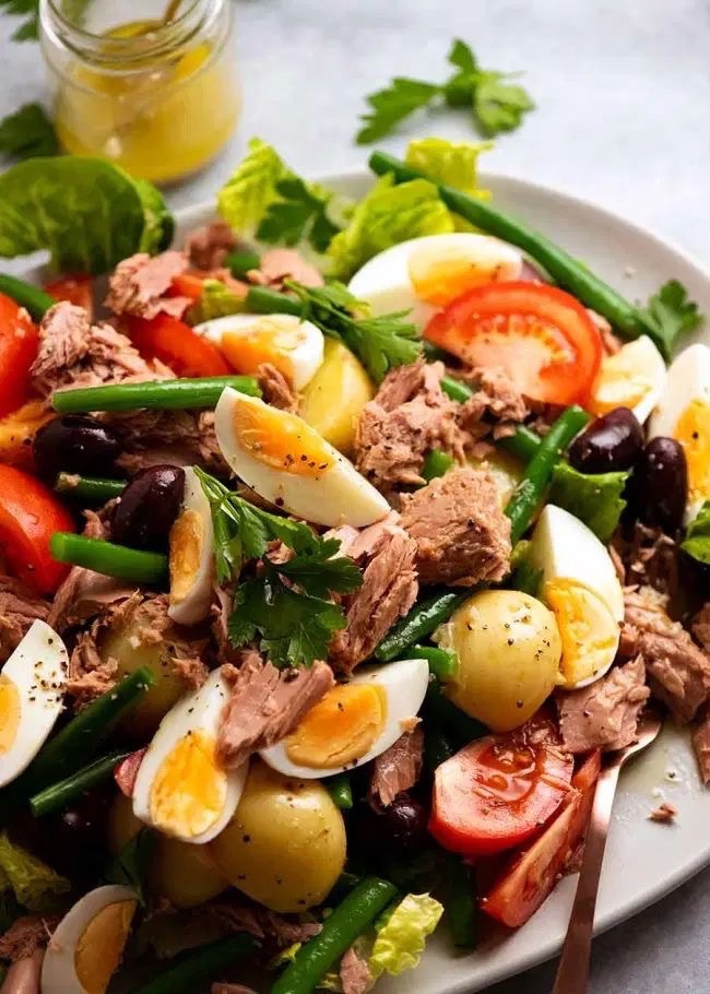 ФРАНЦУЗСКАЯ КУХНЯ: лоранский киш с семгой и классический жульен