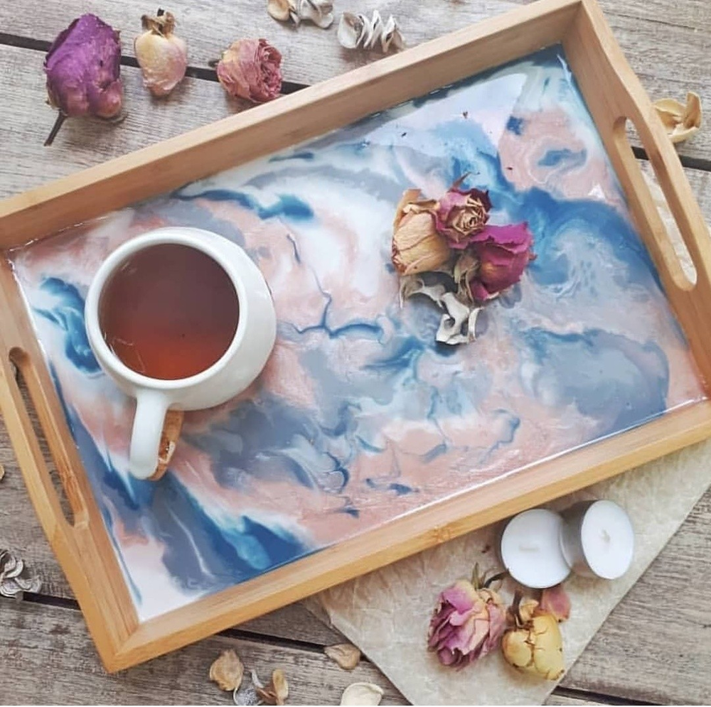 СЕРВИРОВОЧНЫЕ ДОСКИ С ДЕКОРОМ RESINART