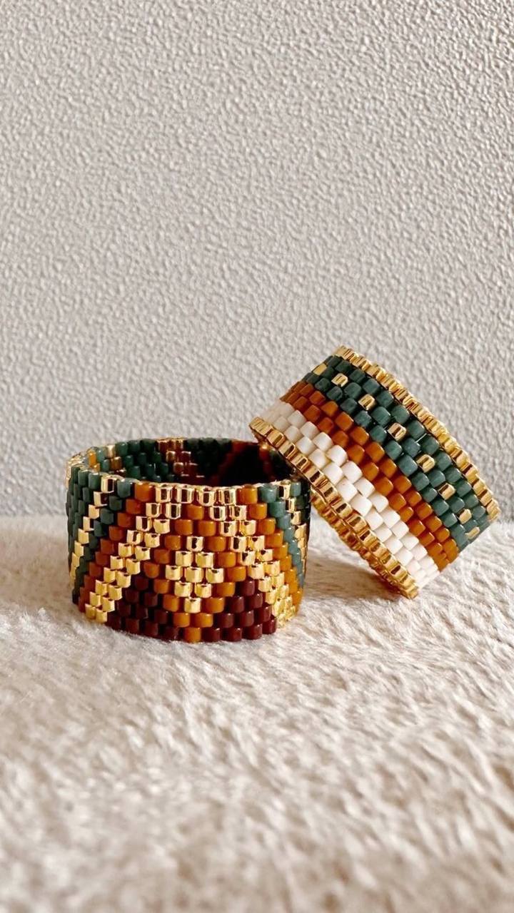 Кольцо из бисера