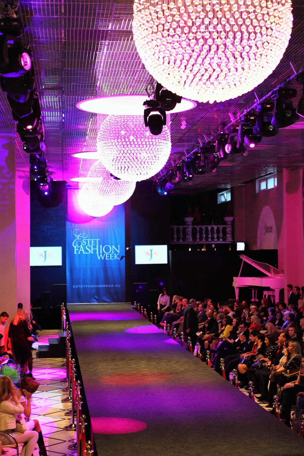 FASHION EVENTS