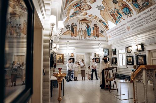 ТАИНСТВО КРЕЩЕНИЯ ИРИНЫ И АЛЕКСАНДРЫ