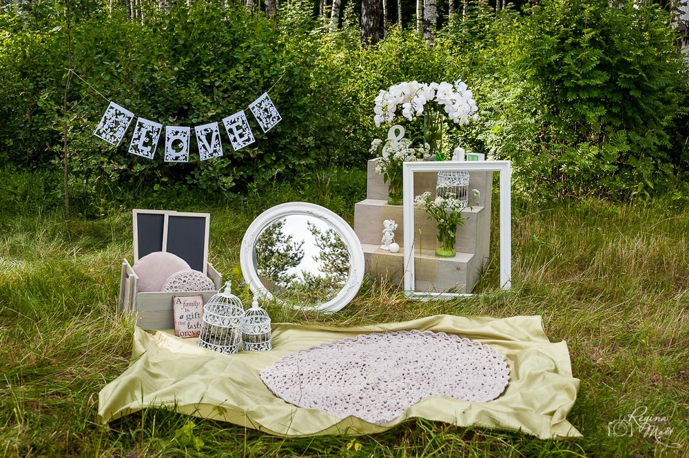 Picnic Wedding