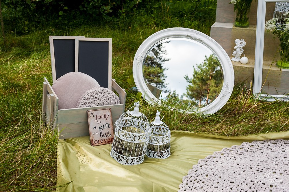 Picnic Wedding