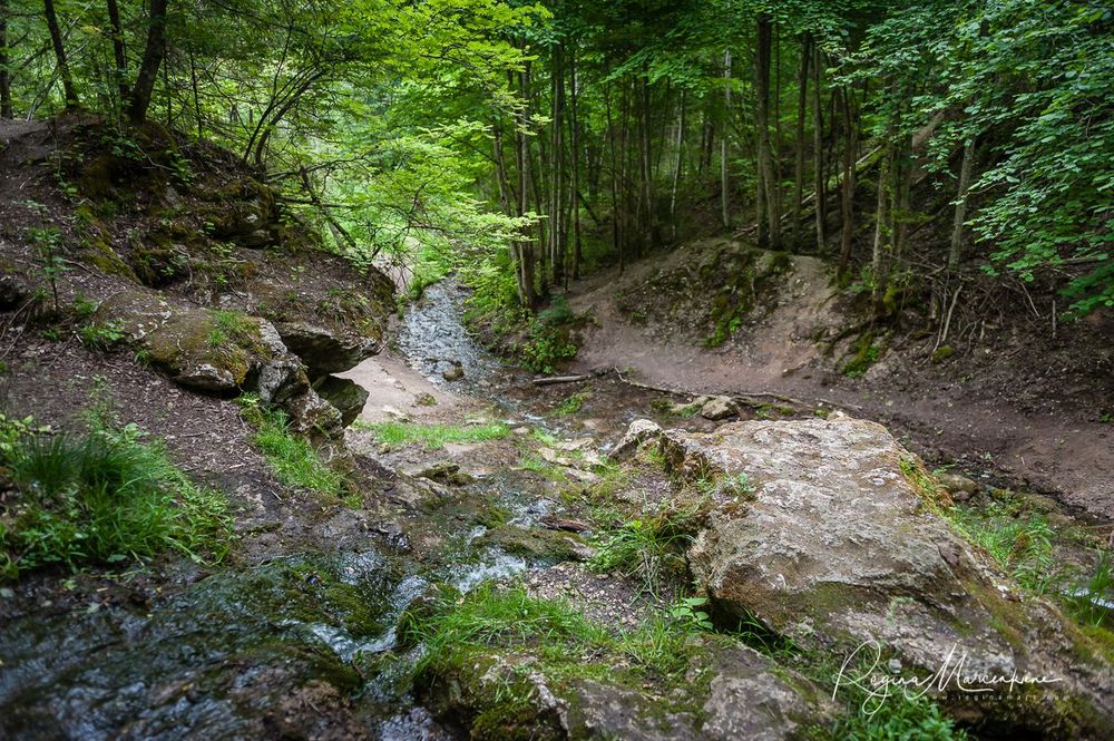 Семиисточниковый водопад ( Septiņavotu ūdenskritums / Waterfall of The Seven Springs)