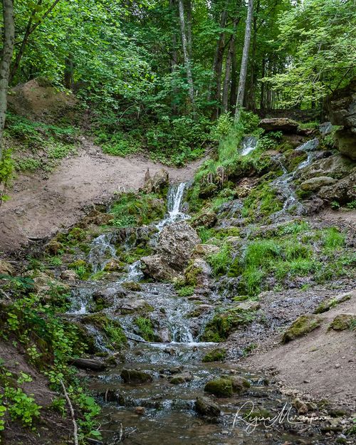 Семиисточниковый водопад ( Septiņavotu ūdenskritums / Waterfall of The Seven Springs)