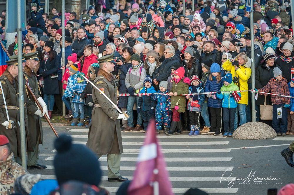 Latvia celebrates 100 / Latvija 100