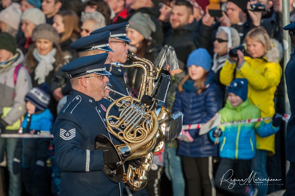 Latvia celebrates 100 / Latvija 100