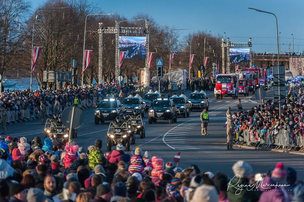 Latvia celebrates 100 / Latvija 100
