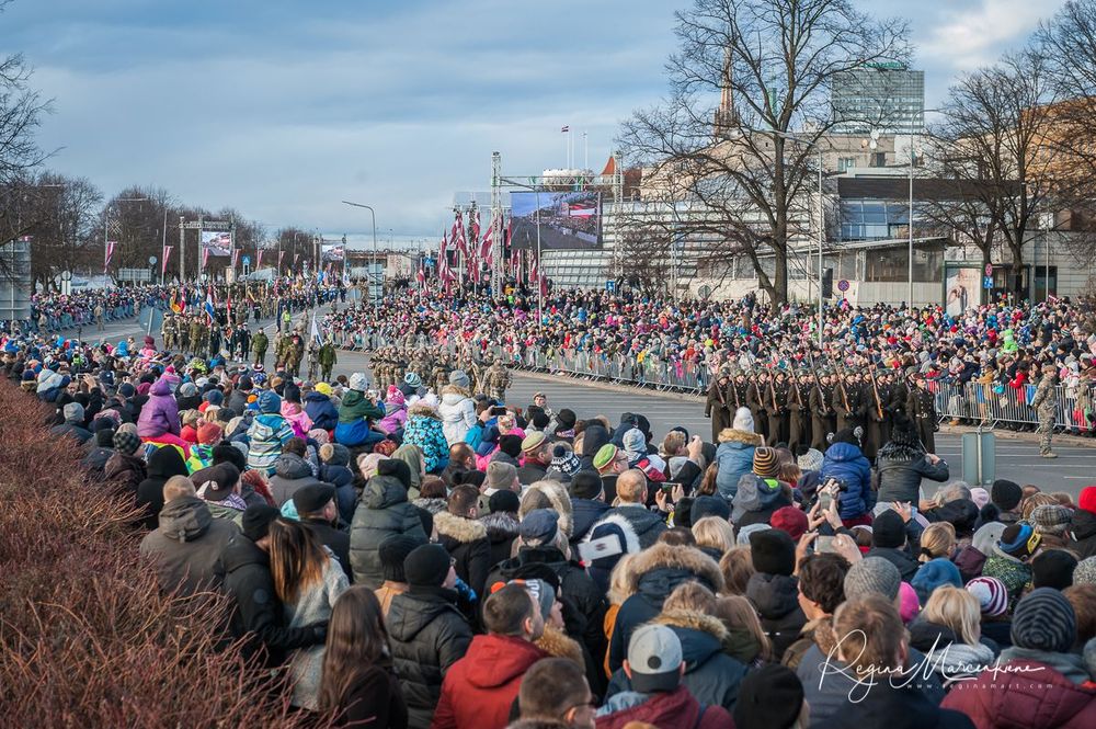 Latvia celebrates 100 / Latvija 100