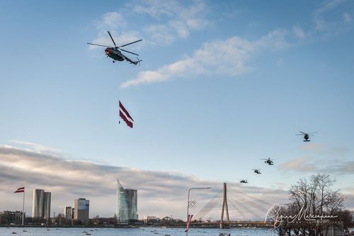 Latvia celebrates 100 / Latvija 100