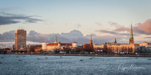 Latvia celebrates 100 / Latvija 100