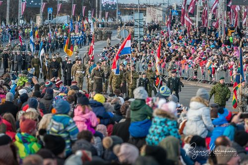 Latvia celebrates 100 / Latvija 100