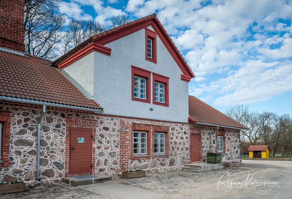 Мыза Олуствере (Olustvere Mõis / Olustvere Manor)