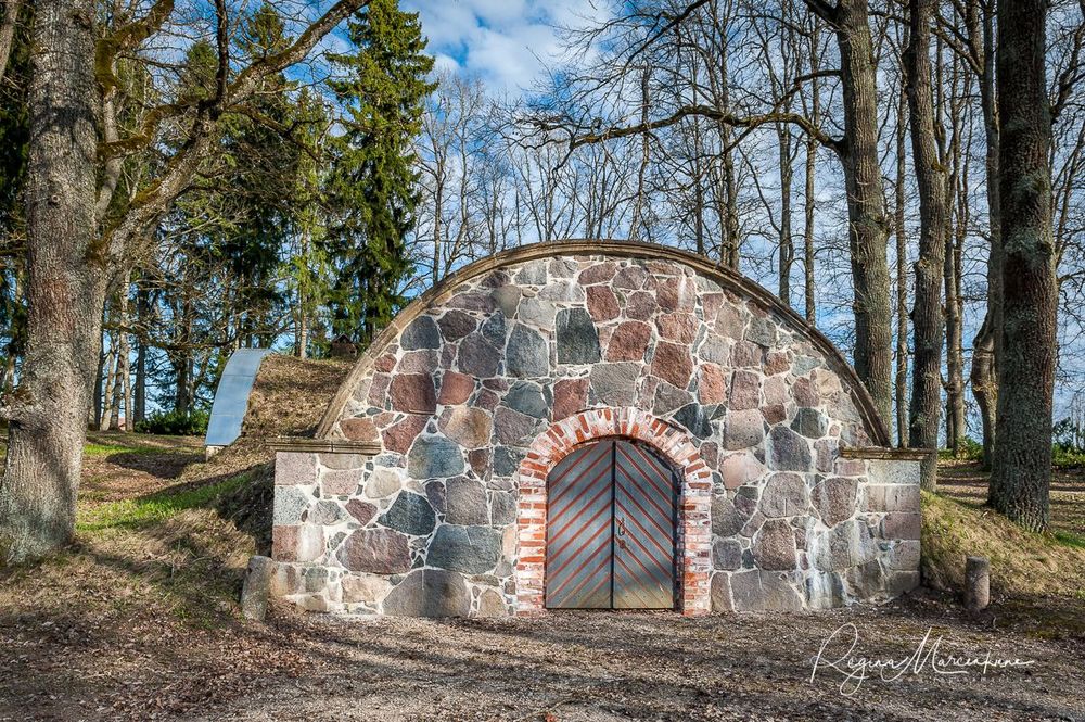 Мыза Олуствере (Olustvere Mõis / Olustvere Manor)
