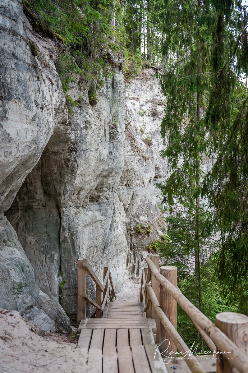 Утес Сиетиньиезис (Sietiņiezis / Sietiniezis Rock)