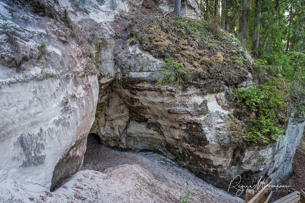 Утес Сиетиньиезис (Sietiņiezis / Sietiniezis Rock)