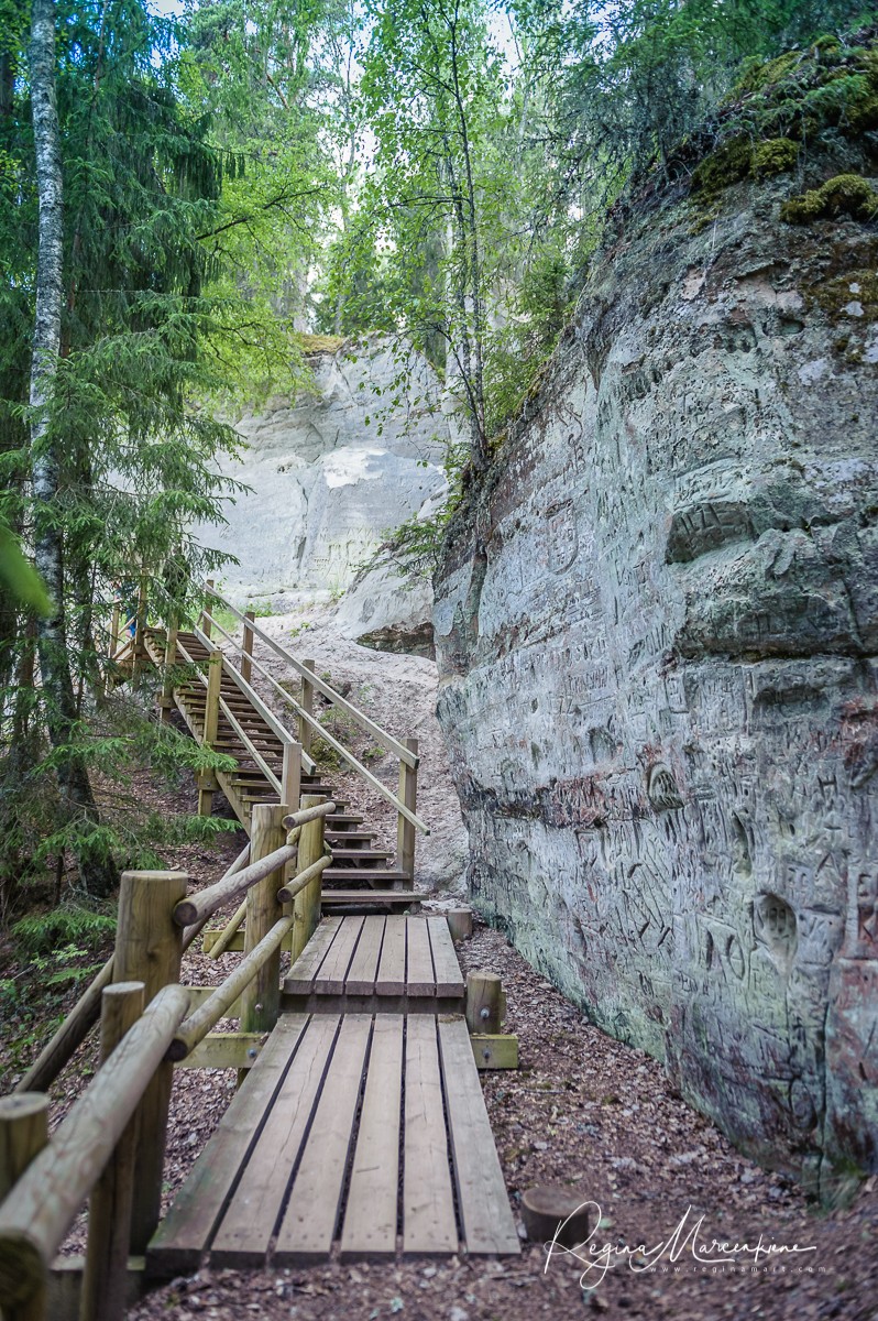Утес Сиетиньиезис (Sietiņiezis / Sietiniezis Rock)