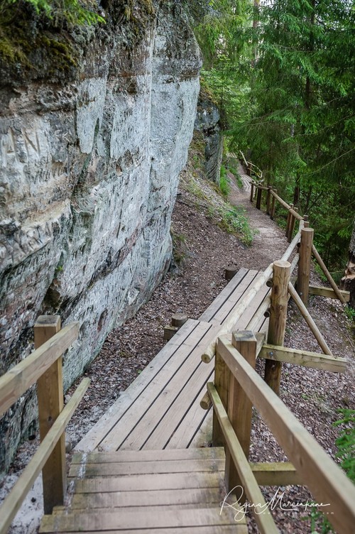 Утес Сиетиньиезис (Sietiņiezis / Sietiniezis Rock)
