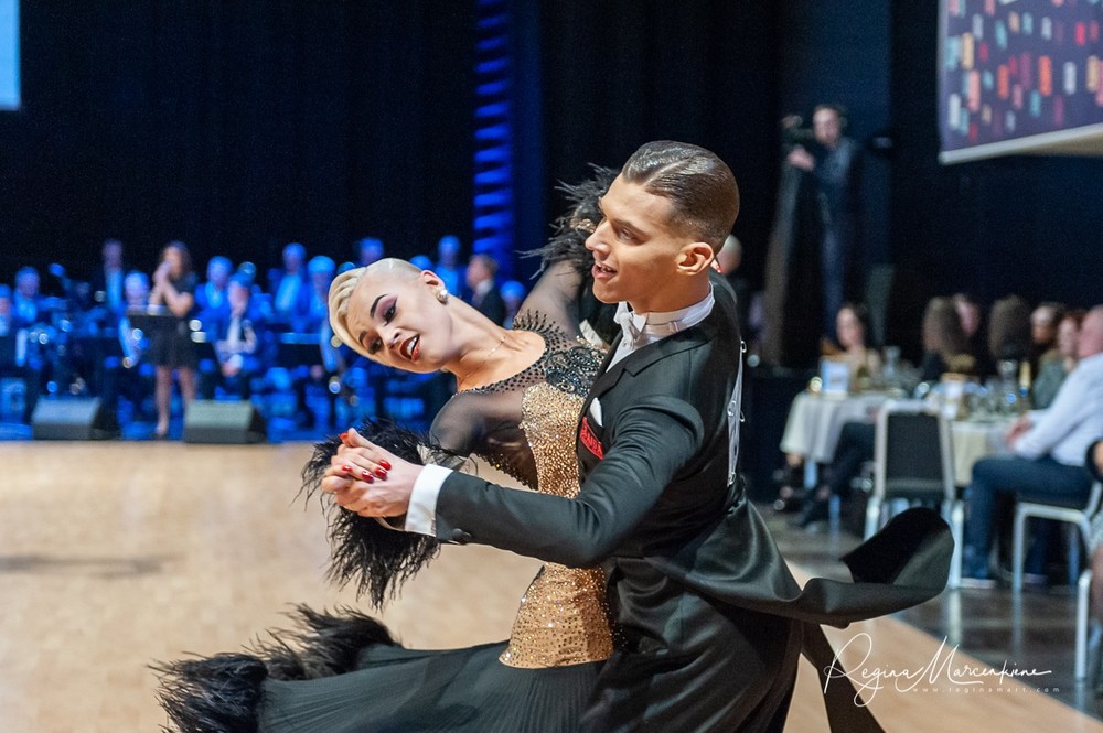 Latvijas valsts čempionāts 10 dejās