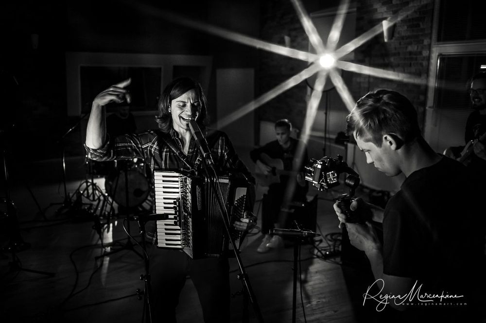Sensations of sound / Фоторассказ о рождении музыкального произведения