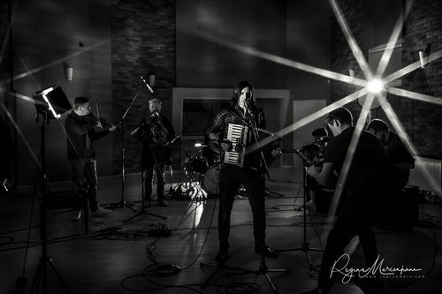 Sensations of sound / Фоторассказ о рождении музыкального произведения