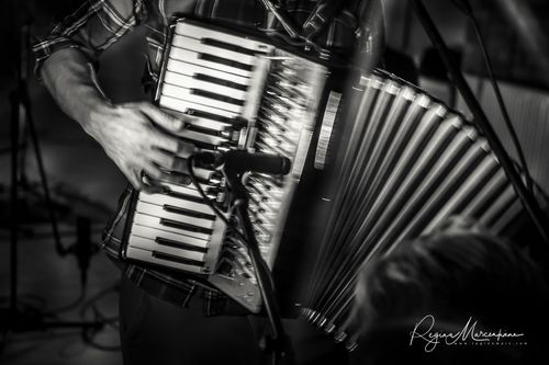 Sensations of sound / Фоторассказ о рождении музыкального произведения