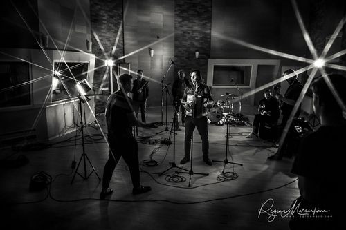 Sensations of sound / Фоторассказ о рождении музыкального произведения