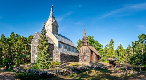 Ruhnu Püha Magdaleena kirik