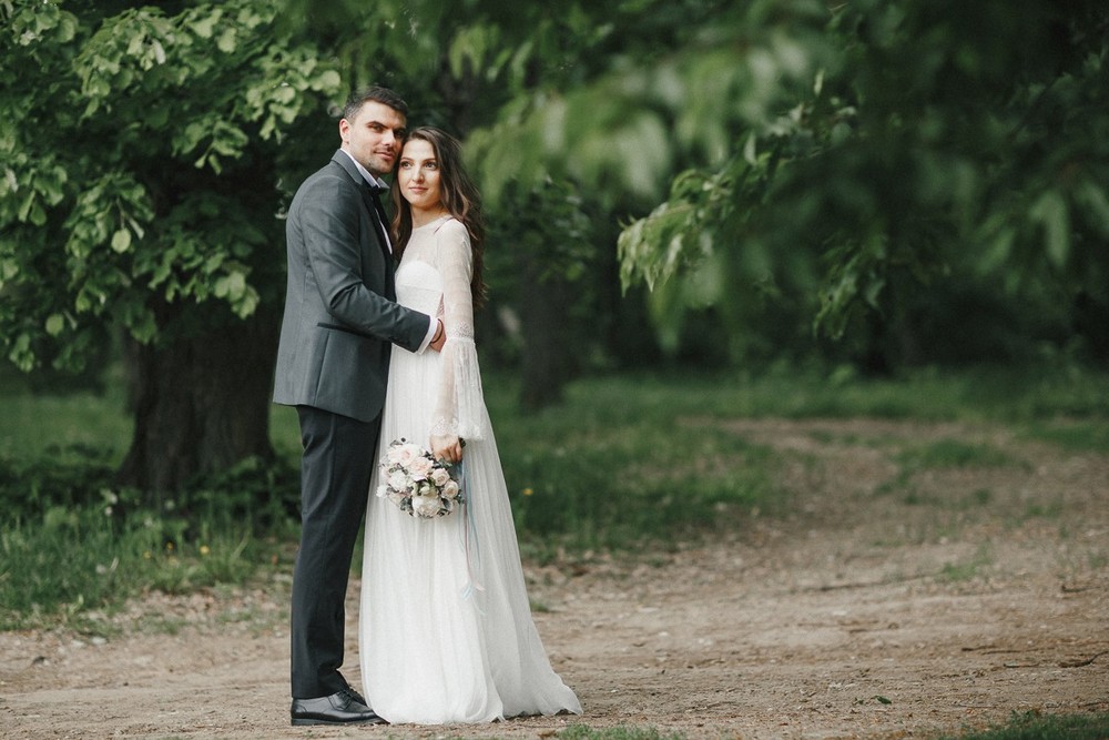 Ion & Stela