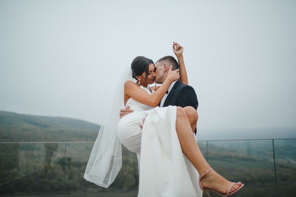 Roman & Victoria